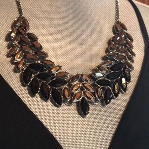 Statement piece necklace Black, gray and Silver